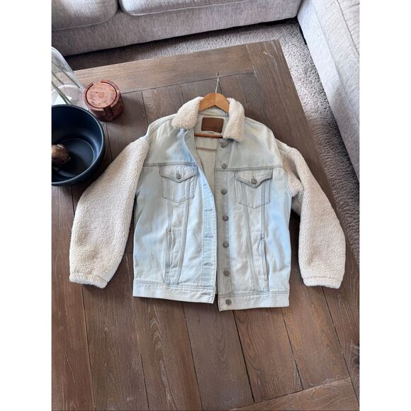 NWOT American Eagle Oversized Sherpa and Denim Jacket Size Medium - Picture 4 of 6